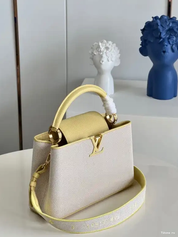 Cheap LOUIS MM CAPUCINES VUITTON 0517